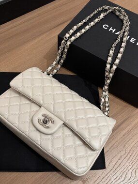 Chanel Classic Flap Bag White Lambskin Silver Hardware